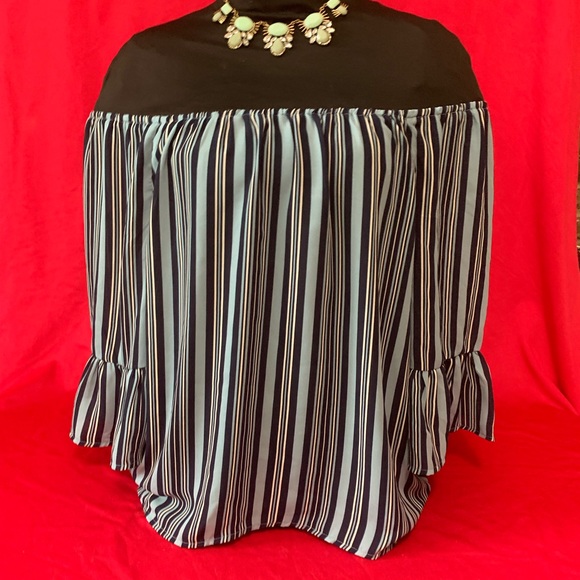 June & Hudson off the shoulder top - Picture 2 of 5